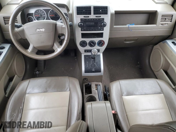 2008 Jeep Patriot Limited with VIN 1J8FT48W28D623151, listed as a Copart auction lot 44363375 with 218,930 mi miles and Salvage Title. Bid and sale history available at DreamBid. Image 8.