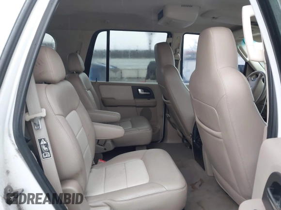 2003 Ford Expedition Eddie Bauer with VIN 1FMPU18L63LB22528, listed as a IAAI auction lot 41739859 with 171,670 mi miles. Bid and sale history available at carsss.com. Image 8.