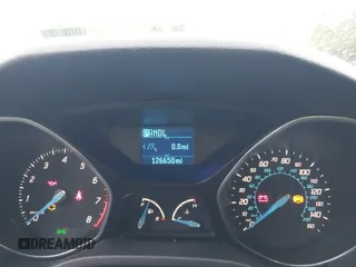 2012 Ford Focus SE with VIN 1FAHP3F21CL201889, listed as a IAAI auction lot 42070260 with 126,650 mi miles. Bid and sale history available at carsss.com. Image 7.