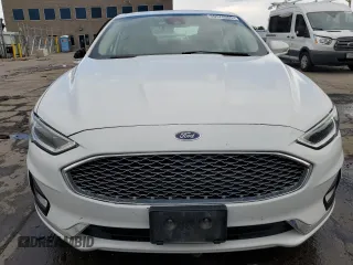 2020 Ford Fusion Titanium with VIN 3FA6P0D96LR175863, listed as a Copart auction lot 60570305 with 76,064 mi miles and Salvage title. Bid and sale history available at DreamBid. Image 5.