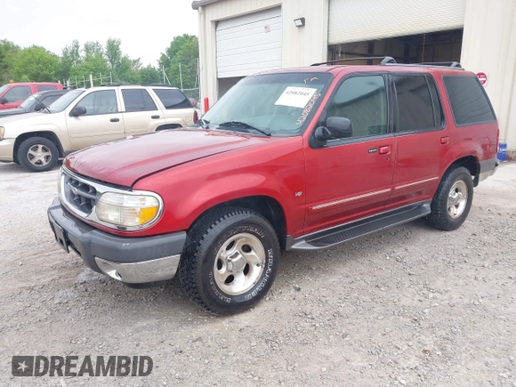 2000 Ford Explorer XLT z VIN 1FMZU83P7YUB75946, wystawiony jako IAAI lot #42082045 z przebiegiem 192 667 mil mil oraz . Historia ofert i sprzedaży dostępna na DreamBid. Obrazek 2.
