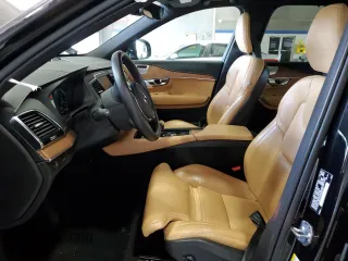 2018 Volvo XC90 Inscription z VIN YV4A22PL0J1323564, wystawiony jako Copart lot #55515825 z przebiegiem 60 535 mil mil oraz Szkoda całkowita • Salvage title. Historia ofert i sprzedaży dostępna na DreamBid. Obrazek 7.