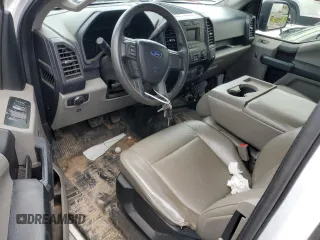 2017 Ford F-150 XL z VIN 1FTFX1EFXHKC26040, wystawiony jako Copart lot #55594585 z przebiegiem 76 490 mil mil oraz Szkoda całkowita • Salvage title. Historia ofert i sprzedaży dostępna na DreamBid. Obrazek 8.