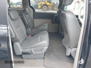 2010 Chrysler Town & Country Touring with VIN 2A4RR5D19AR170405, listed as a IAAI auction lot 42057496 with 195,211 mi miles. Bid and sale history available at carsss.com. Image 8.