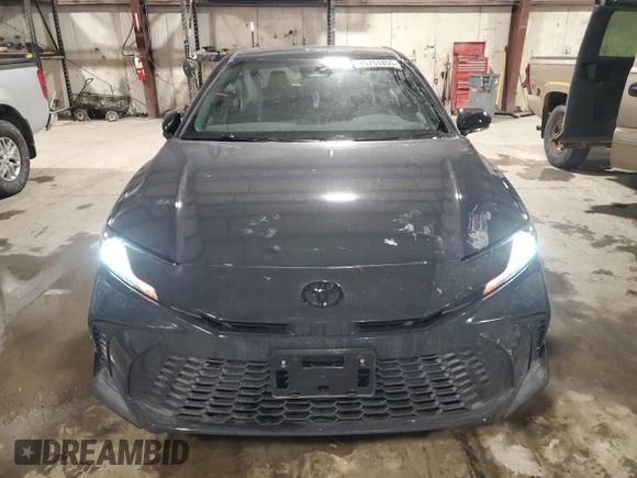 2025 Toyota Camry LE with VIN 4T1DAACK1SU040161, listed as a Copart auction lot 45751455 with 4,022 mi miles and Salvage Title. Bid and sale history available at carsss.com. Image 5.