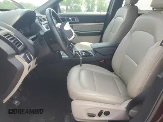 2019 Ford Explorer XLT с VIN 1FM5K7D81KGA85901, выставлен на аукционе Copart как лот 60376215 с пробегом 43 573 миль миль и Списание • Salvage title. История ставок и продаж доступна на DreamBid. Изображение 7.