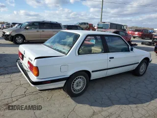 1990 BMW 3 Series z VIN WBAAA2311LAE72952, wystawiony jako Copart lot #81893934 z przebiegiem 149 847 mil mil oraz Szkoda całkowita • Salvage title. Historia ofert i sprzedaży dostępna na DreamBid. Obrazek 3.