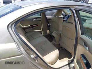 2010 Honda Accord EX-L z VIN 1HGCP3F88AA007606, wystawiony jako IAAI lot #42251843 z przebiegiem Nie podano mil oraz . Historia ofert i sprzedaży dostępna na DreamBid. Obrazek 8.
