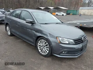 2016 Volkswagen Jetta Sedan 1.8T SEL with VIN 3VWL17AJ4GM251702, listed as a IAAI auction lot 41924085 with 93,605 mi miles. Bid and sale history available at carsss.com. Image 1.
