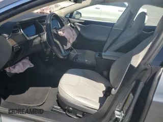 2013 Tesla Model S Performance с VIN 5YJSA1CP1DFP26946, выставлен на аукционе Copart как лот 50133094 с пробегом 80 045 миль миль и Списание • Salvage title. История ставок и продаж доступна на DreamBid. Изображение 7.