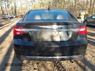 2013 Chrysler 200 LX with VIN 1C3CCBAB9DN762448, listed as a IAAI auction lot 41889859 with 130,375 mi miles. Bid and sale history available at carsss.com. Image 16.