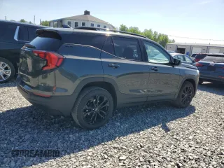 2020 GMC Terrain SLE z VIN 3GKALTEV9LL158611, wystawiony jako Copart lot #61781805 z przebiegiem 77 113 mil mil oraz Szkoda całkowita • Salvage title. Historia ofert i sprzedaży dostępna na DreamBid. Obrazek 3.