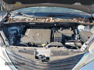 2011 Toyota Sienna LE with VIN 5TDJK3DC9BS012944, listed as a IAAI auction lot 42106998 with 108,700 mi miles. Bid and sale history available at carsss.com. Image 10.