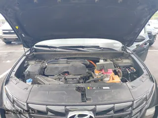2022 Hyundai Tucson Hybrid SEL Convenience with VIN KM8JFCA17NU051776, listed as a IAAI auction lot 42018560 with 81,206 mi miles. Bid and sale history available at carsss.com. Image 10.