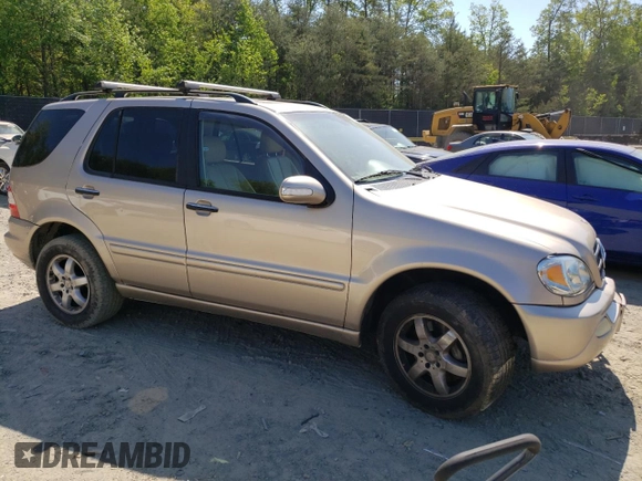 2004 Mercedes-Benz M with VIN 4JGAB75EX4A491796, listed as a Copart auction lot 54076205 with 122,831 mi miles and Clean Title. Bid and sale history available at carsss.com. Image 4.