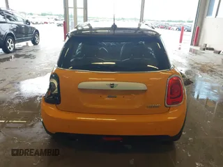 2015 MINI Hardtop with VIN WMWXM5C57FT942137, listed as a IAAI auction lot 42146541 with 96,058 mi miles and . Bid and sale history available at DreamBid. Image 16.