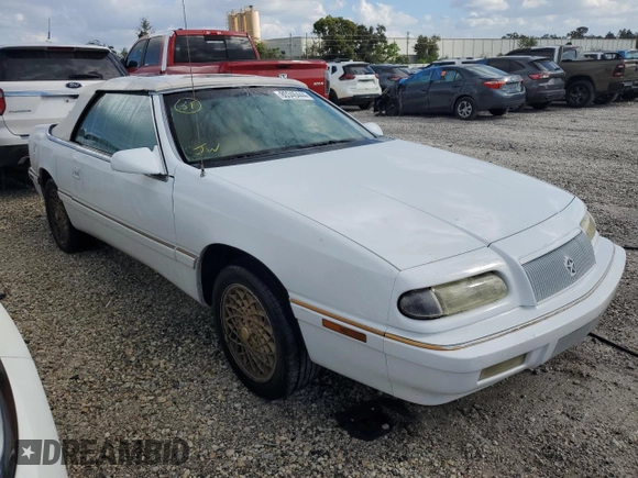 1994 Chrysler LeBaron z VIN 1C3EU4530RF259672, wystawiony jako Copart lot #80346444 z przebiegiem Nie podano mil oraz Szkody całkowita. Historia ofert i sprzedaży dostępna na DreamBid. Obrazek 4.