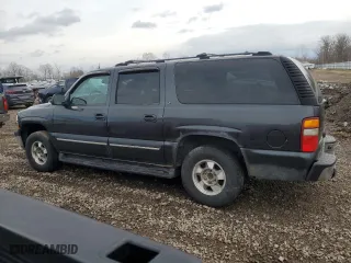 2003 Chevrolet Suburban Z71 with VIN 3GNFK16T03G198646, listed as a Copart auction lot 50222195 with 245,860 mi miles and Salvage Title. Bid and sale history available at carsss.com. Image 2.