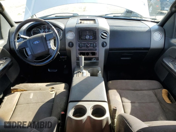 2005 Ford F-150 XLT with VIN 1FTPW14545KC62933, listed as a Copart auction lot 45683735 with 178,756 mi miles and Clean Title. Bid and sale history available at carsss.com. Image 8.
