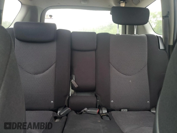 2010 Toyota RAV4 Sport z VIN JTMRK4DV9A5090168, wystawiony jako Copart lot #64210535 z przebiegiem 180 328 mil mil oraz Czysty tytuł • Clean title. Historia ofert i sprzedaży dostępna na DreamBid. Obrazek 10.
