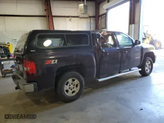 2008 Chevrolet Silverado 1500 LTZ with VIN 2GCEK13YX81146428, listed as a Copart auction lot 81629714 with 165,057 mi miles and Salvage Title. Bid and sale history available at carsss.com. Image 3.