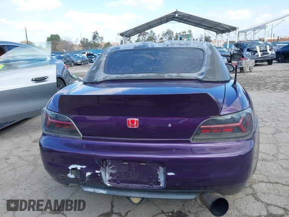 2001 Honda S2000 z VIN JHMAP11411T003513, wystawiony jako IAAI lot #41550216 z przebiegiem 155 595 mil mil oraz . Historia ofert i sprzedaży dostępna na DreamBid. Obrazek 16.