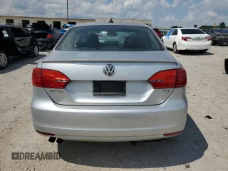 2013 Volkswagen Jetta TDI w/Premium with VIN 3VWLL7AJ4DM385387, listed as a Copart auction lot 63132695 with 132,468 mi miles and Clean title. Bid and sale history available at DreamBid. Image 6.