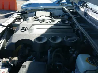 2017 Toyota 4Runner SR5 с VIN JTEBU5JR9H5414153, выставлен на аукционе IAAI как лот 42518670 с пробегом 105 634 миль миль и . История ставок и продаж доступна на DreamBid. Изображение 19.