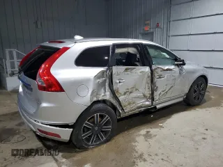 2017 Volvo XC60 Dynamic z VIN YV440MRR8H2115968, wystawiony jako Copart lot #84328474 z przebiegiem 89 953 mil mil oraz Szkoda całkowita • Salvage title. Historia ofert i sprzedaży dostępna na DreamBid. Obrazek 3.