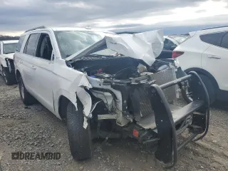 2022 Ford Expedition XL with VIN 1FMJU1FT3NEA52650, listed as a Copart auction lot 43667375 with Not provided miles and Salvage title. Bid and sale history available at DreamBid. Image 4.