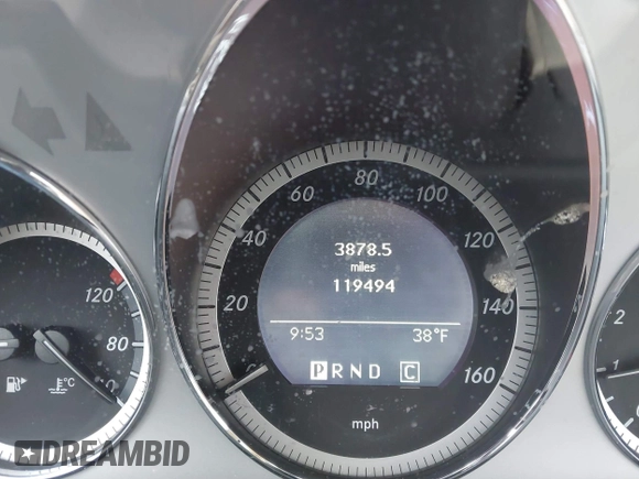 2010 Mercedes-Benz C-Class C 300 Sport with VIN WDDGF8BB6AF521187, listed as a IAAI auction lot 41820504 with 119,494 mi miles. Bid and sale history available at carsss.com. Image 7.