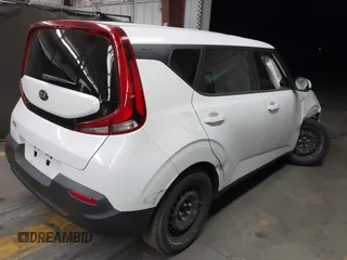 2020 Kia Soul S with VIN KNDJ23AUXL7024951, listed as a IAAI auction lot 42067503 with 75,969 mi miles. Bid and sale history available at carsss.com. Image 4.