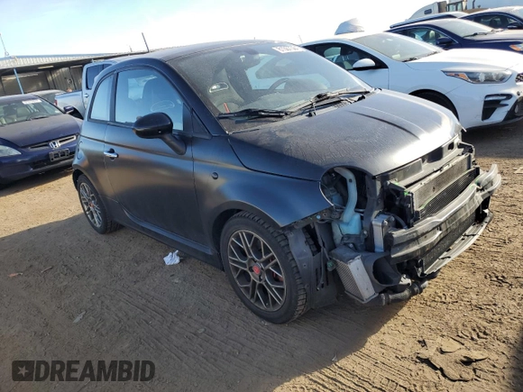 2017 FIAT 500 Abarth z VIN 3C3CFFFH9HT506053, wystawiony jako Copart lot #81367564 z przebiegiem 91 516 mil mil oraz Szkody całkowita. Historia ofert i sprzedaży dostępna na DreamBid. Obrazek 4.