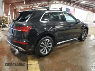 2023 Audi Q5 S line Premium Plus z VIN WA1EAAFY0P2012471, wystawiony jako Copart lot #46834795 z przebiegiem 37 811 mil mil oraz Nie do naprawy. Historia ofert i sprzedaży dostępna na DreamBid. Obrazek 3.