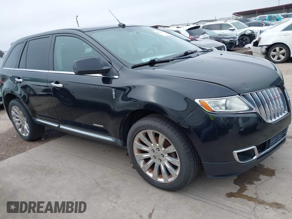 2011 Lincoln MKX z VIN 2LMDJ6JK2BBJ11331, wystawiony jako IAAI lot #42374155 z przebiegiem 196 576 mil mil oraz . Historia ofert i sprzedaży dostępna na DreamBid. Obrazek 1.