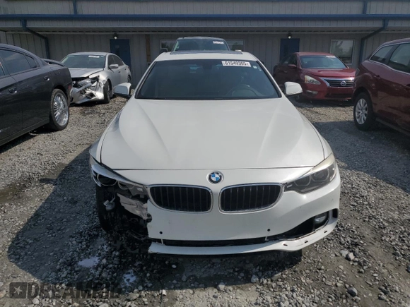 2018 BMW 4 Series 430i with VIN WBA4J1C57JBM10907, listed as a Copart auction lot 61549305 with 122,078 mi miles and Salvage title. Bid and sale history available at DreamBid. Image 5.