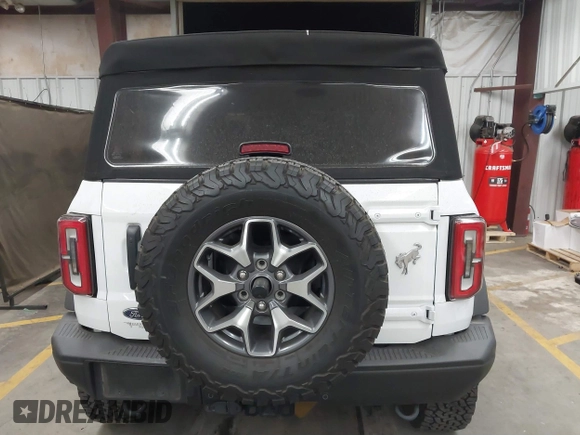 2021 Ford Bronco with VIN 1FMEE5DP2MLA94460, listed as a IAAI auction lot 41615753 with 43,808 mi miles and . Bid and sale history available at DreamBid. Image 17.