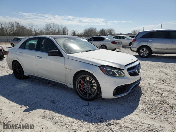2015 Mercedes-Benz E-Class E 63 AMG S-Model with VIN WDDHF7GB5FB114581, listed as a Copart auction lot 43539674 with 89,327 mi miles. Bid and sale history available at carsss.com. Image 4.