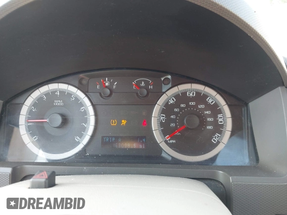 2008 Ford Escape XLT z VIN 1FMCU031X8KB49081, wystawiony jako IAAI lot #42584584 z przebiegiem 163 008 mil mil oraz . Historia ofert i sprzedaży dostępna na DreamBid. Obrazek 7.