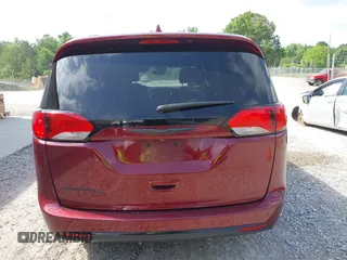 2019 Chrysler Pacifica Touring Plus z VIN 2C4RC1FG6KR532127, wystawiony jako IAAI lot #42285029 z przebiegiem 89 516 mil mil oraz . Historia ofert i sprzedaży dostępna na DreamBid. Obrazek 16.