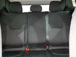 2023 Jeep Renegade Latitude с VIN ZACNJDB18PPP65815, выставлен на аукционе Copart как лот 58184205 с пробегом 39 481 миль миль и Чистый • Clean title. История ставок и продаж доступна на DreamBid. Изображение 10.