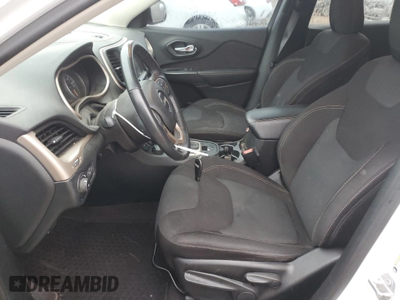 2016 Jeep Cherokee Latitude с VIN 1C4PJMCS0GW187991, выставлен на аукционе Copart как лот 55030355 с пробегом 83 478 миль миль и Списание • Salvage title. История ставок и продаж доступна на DreamBid. Изображение 7.