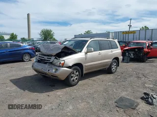 2007 Toyota Highlander z VIN JTEHP21A570207913, wystawiony jako IAAI lot #42321299 z przebiegiem 205 780 mil mil oraz . Historia ofert i sprzedaży dostępna na DreamBid. Obrazek 18.