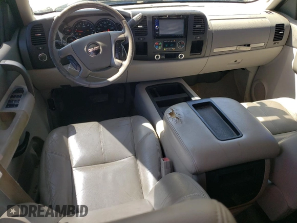2008 GMC Sierra 1500 SLT с VIN 2GTEC13JX81164802, выставлен на аукционе Copart как лот 49981305 с пробегом 309 705 миль миль и Списание • Salvage title. История ставок и продаж доступна на DreamBid. Изображение 8.
