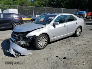 2010 Ford Fusion Hybrid z VIN 3FADP0L37AR166235, wystawiony jako Copart lot #57350895 z przebiegiem 240 601 mil mil oraz Szkoda całkowita • Salvage title. Historia ofert i sprzedaży dostępna na DreamBid. Obrazek 1.
