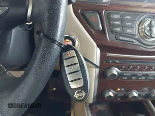 2019 Nissan Pathfinder S z VIN 5N1DR2MM5KC592248, wystawiony jako IAAI lot #41913415 z przebiegiem 83 024 mil mil oraz . Historia ofert i sprzedaży dostępna na DreamBid. Obrazek 11.