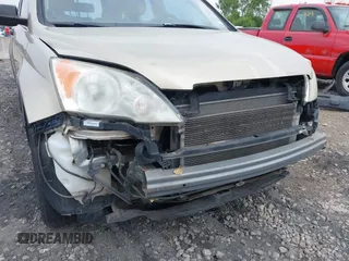2008 Honda CR-V LX z VIN 3CZRE38368G707887, wystawiony jako IAAI lot #42431117 z przebiegiem 157 270 mil mil oraz . Historia ofert i sprzedaży dostępna na DreamBid. Obrazek 6.