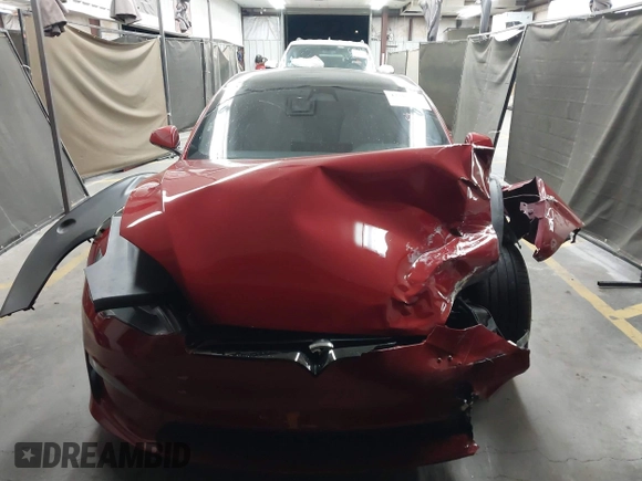 2022 Tesla Model S Plaid z VIN 5YJSA1E61NF471785, wystawiony jako IAAI lot #42208101 z przebiegiem Nie podano mil oraz . Historia ofert i sprzedaży dostępna na DreamBid. Obrazek 12.