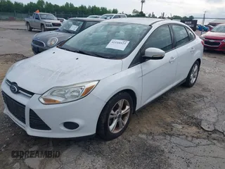 2014 Ford Focus SE with VIN 1FADP3F27EL215703, listed as a IAAI auction lot 42110523 with 179,371 mi miles. Bid and sale history available at carsss.com. Image 2.