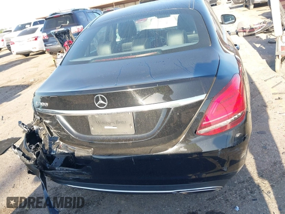 2019 Mercedes-Benz C 300 with VIN 55SWF8DB0KU304595, listed as a IAAI auction lot 42004166 with 55,580 mi miles and . Bid and sale history available at DreamBid. Image 16.